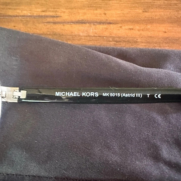 Michael Kors Astrid III 5015 Gold Black Aviator Sunglasses Logo on side - Picture 9 of 12